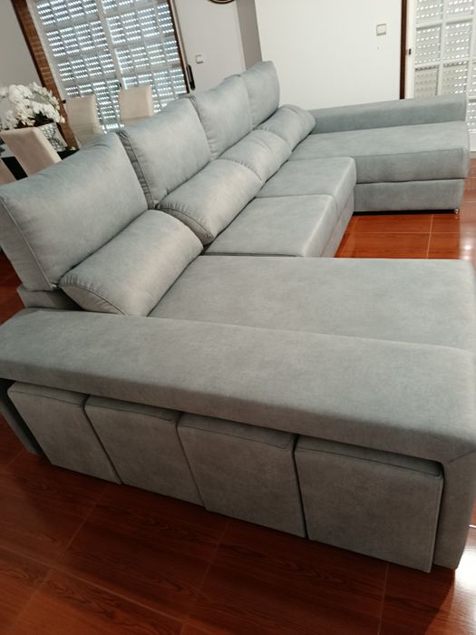 Sofá grande novo, Com garantia e factura de compra.