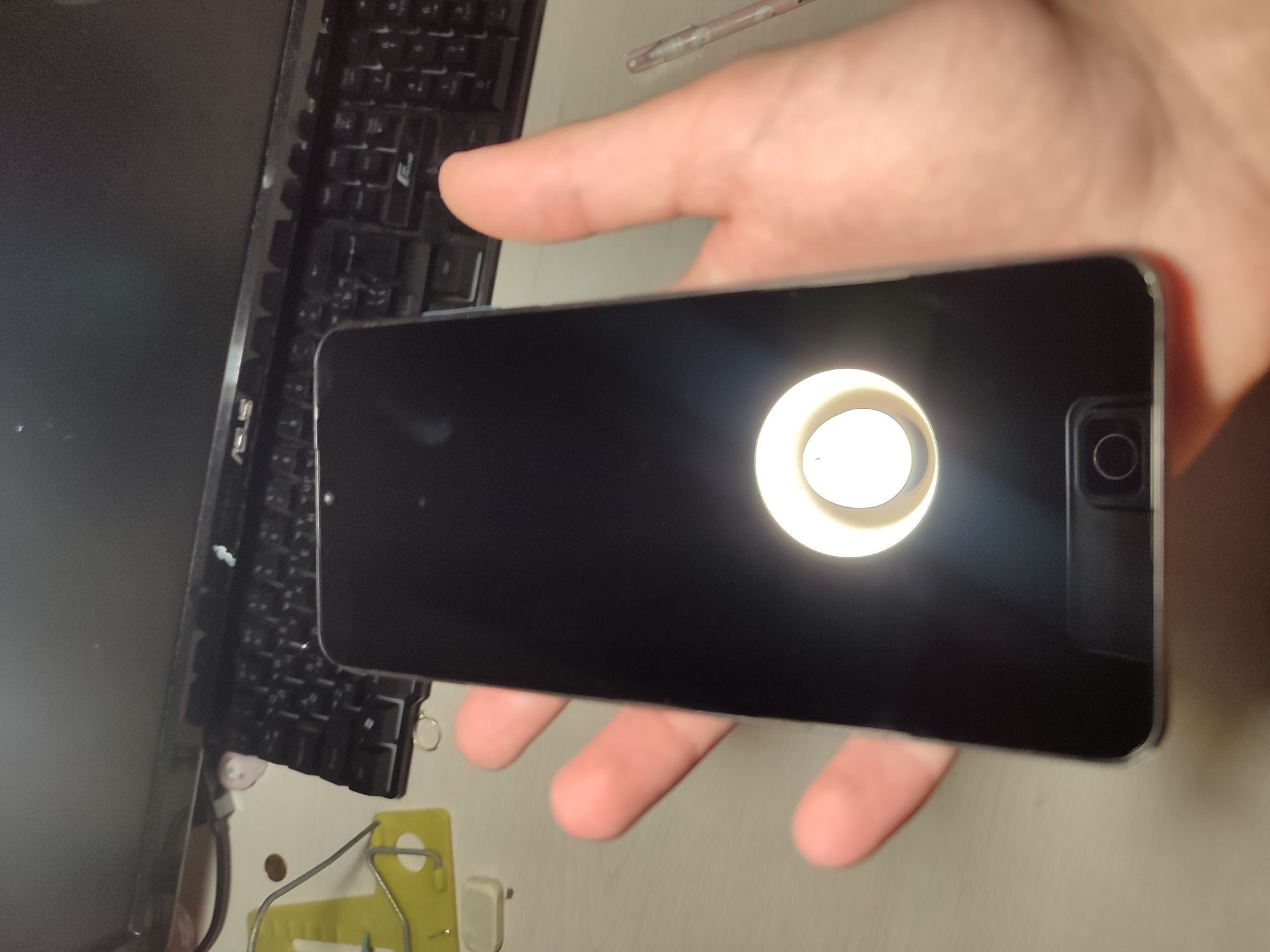 Продам телефон zte a72