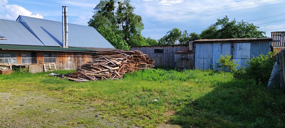 Продаж комерційного комплексу вул.  Максима Залізняка 25а