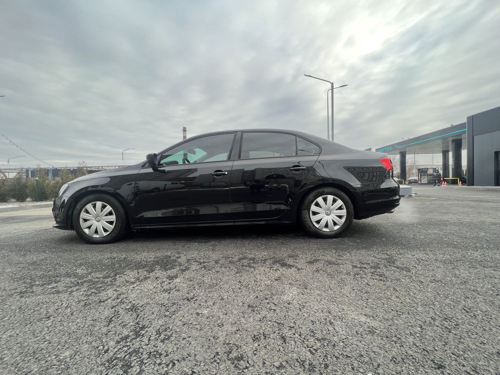 Volkswagen Jetta S 2015 2.0 газ/бенз