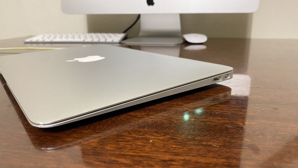 MacBook Air A1465
