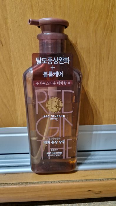 Шампунь Dong-Ui Hong Sam с красным женьшенем и абрикосом 500мл