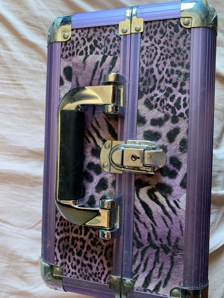 Mala ou maleta grande de maquiagem profissional Linha Animal: jaguar r