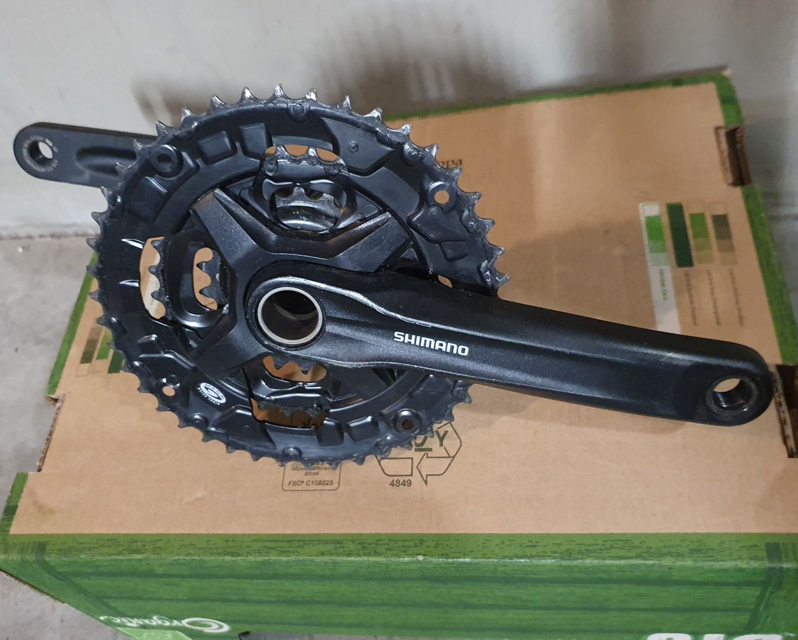 Mechanizm korbowy Shimano Hollowtech 3 rzędowy