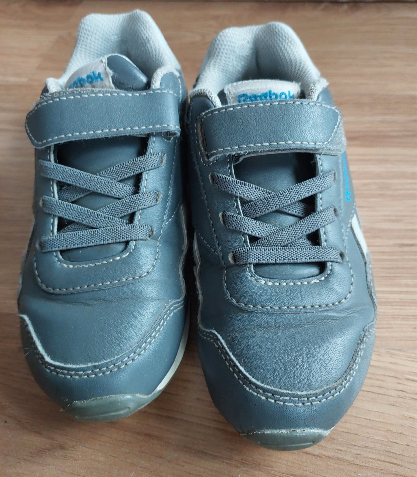 Buty r.30: adidasy Reebok, trekkingowe Mountian Warehouse, sandały dec