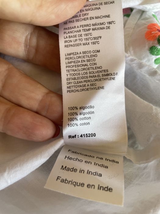 Blusa com bordados da Lanidor- L/XL