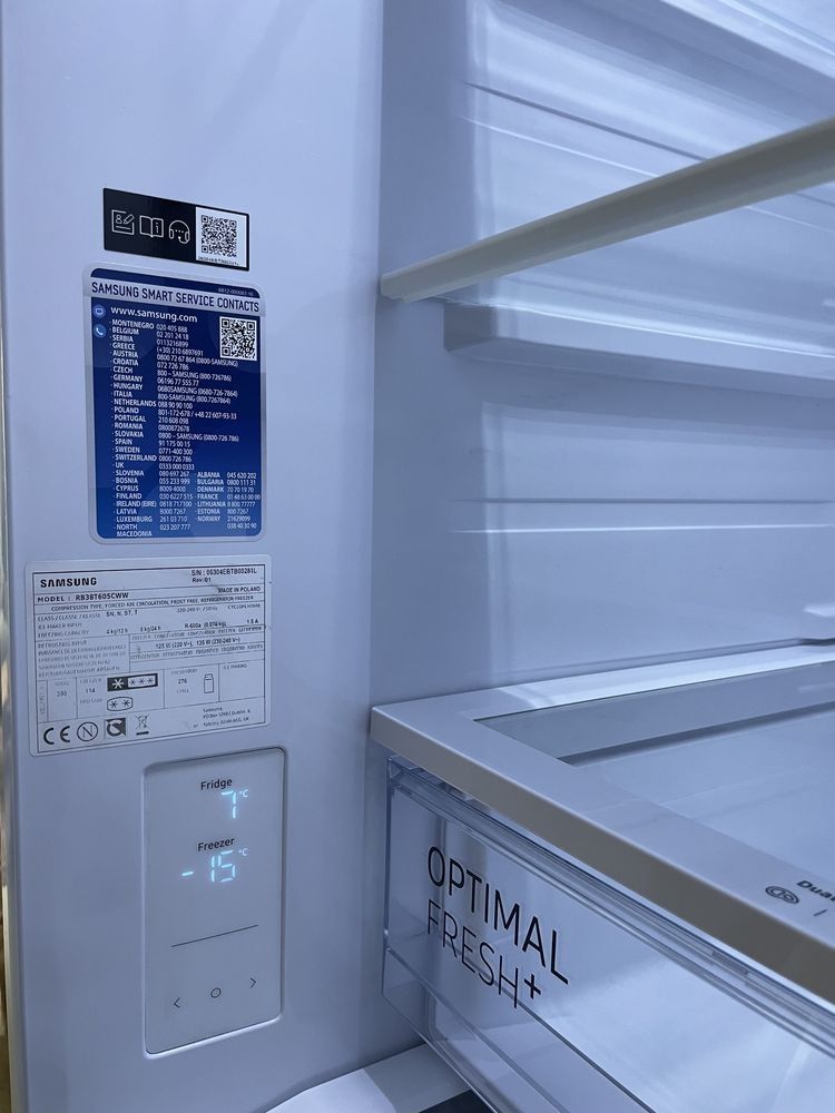 Холодильник SAMSUNG RB38T605CWW двохкамерний, вмісткий, надійний