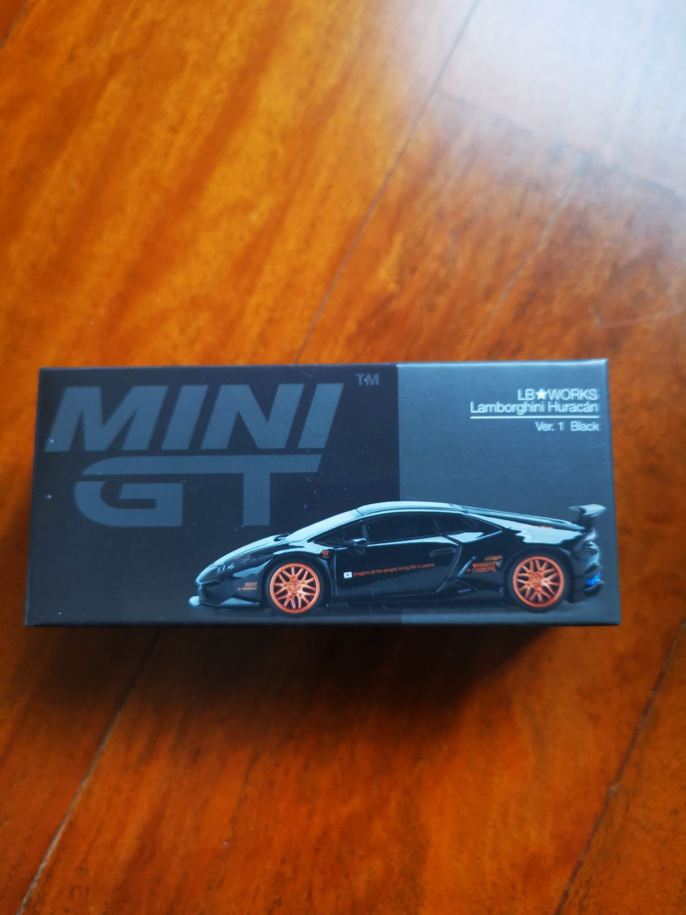 Lamborghini Hot wheels novo com portes incluídos