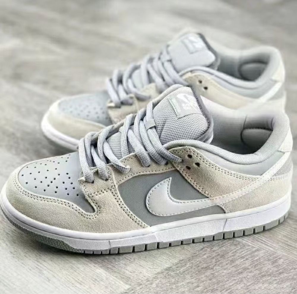 Кроссовки Nike SB Dunk Low Summit White Wolf Grey