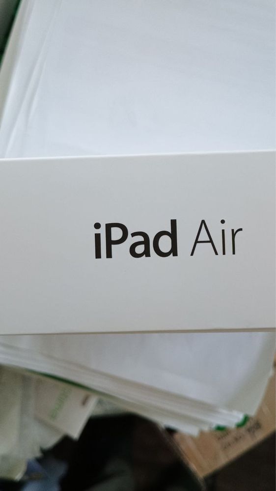 Apple Ipad Air   + Чехол в подарок