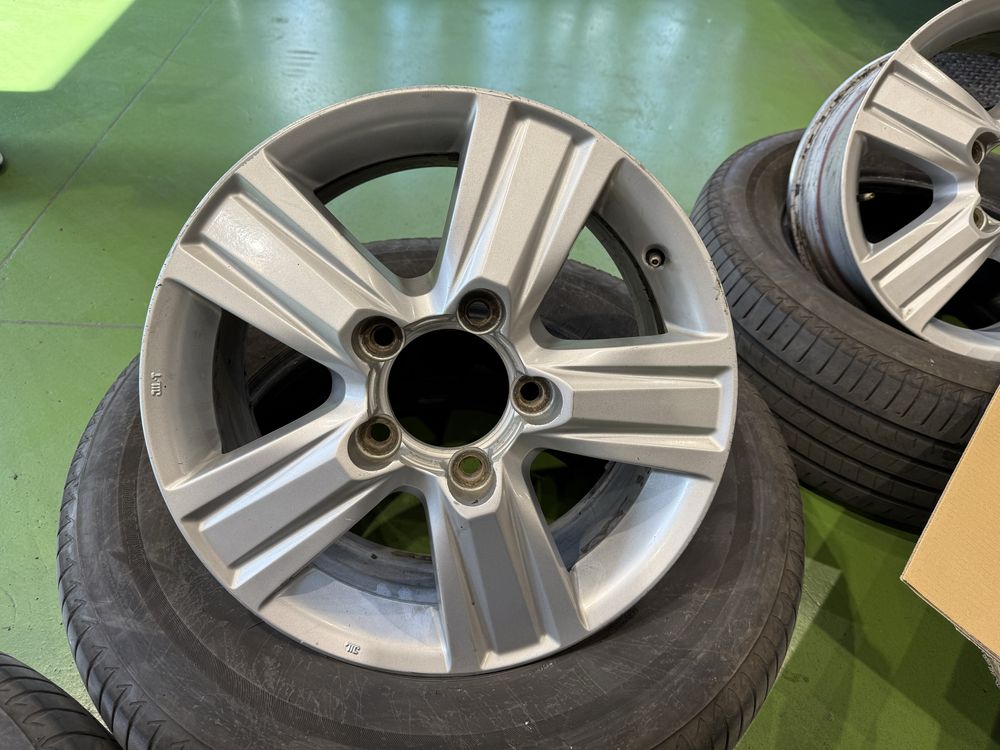 Оригінальні диски R 18 Toyota Land Cruiser 200