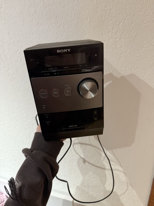Sony model no. HCD-FX205 wieża