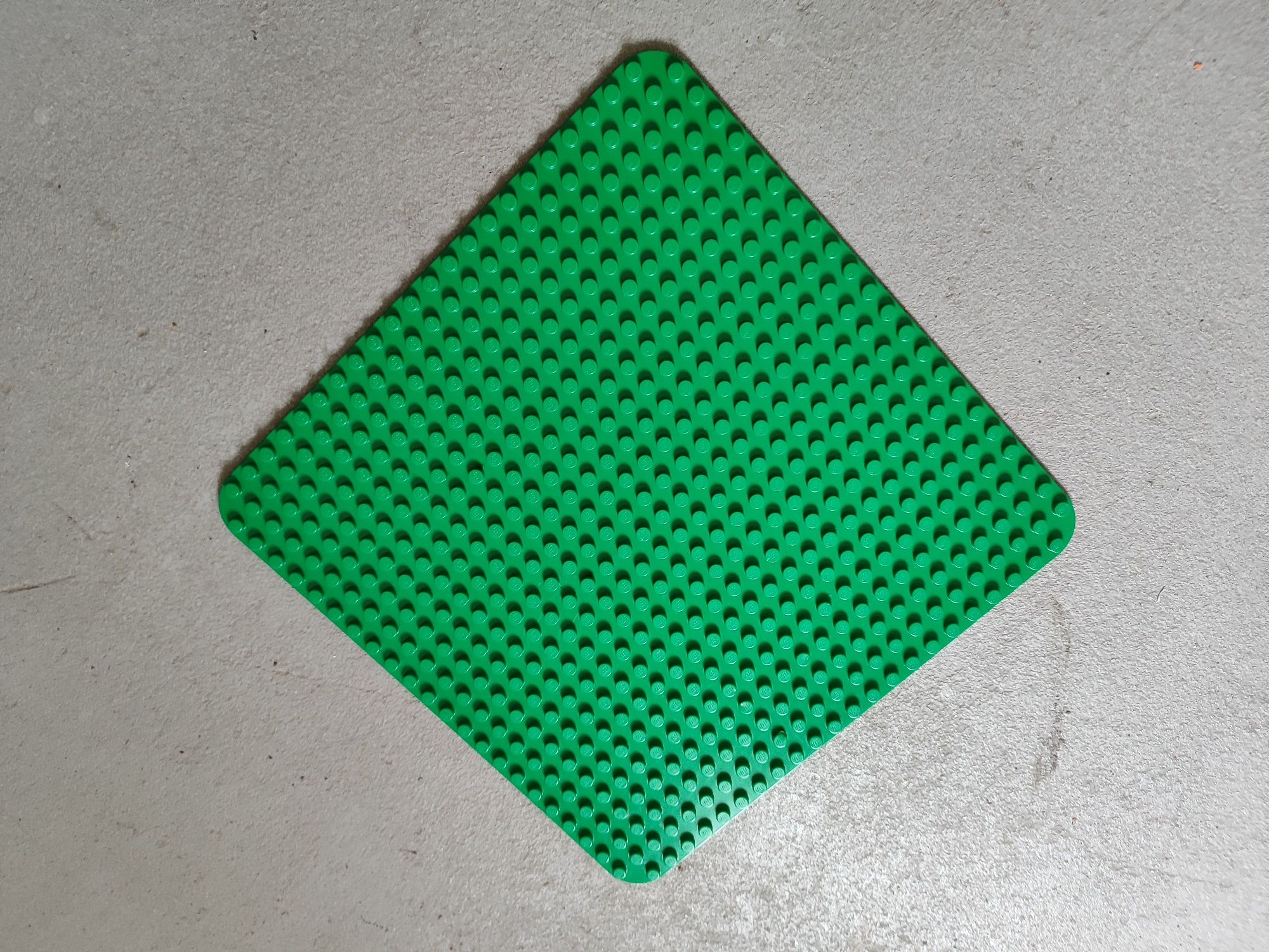 Caixa lego duplo + base para construção