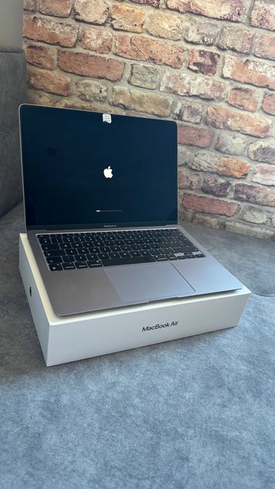 MacBook Air M1 13” /8GB RAM / 512GB SSD