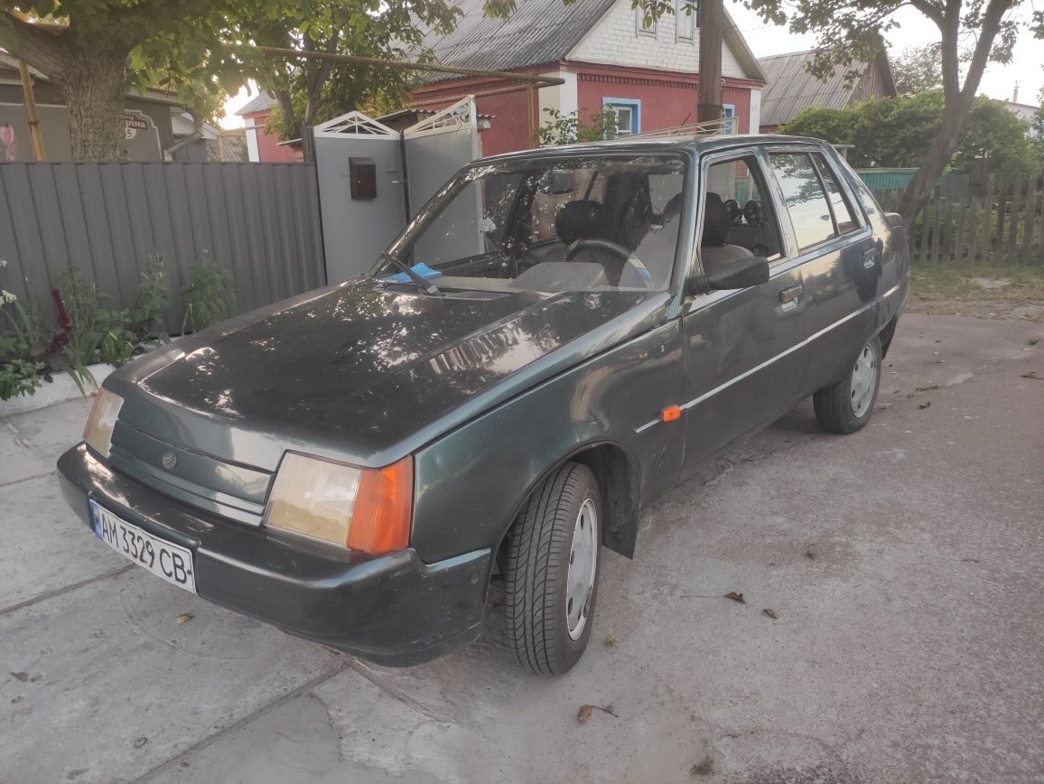 Продам Славуту в гарному стані 2004р.