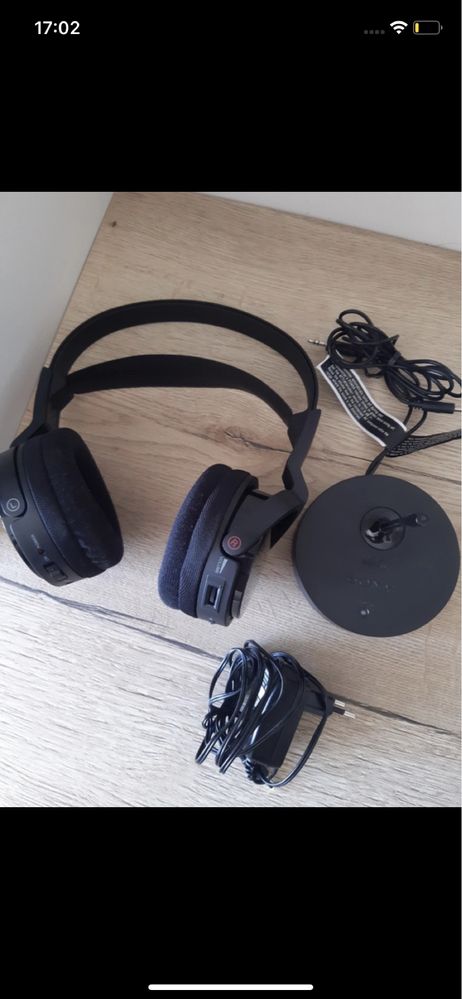 słuchawki bezprzewodowe, nauszne SONY MDR-RF811RK Czarny