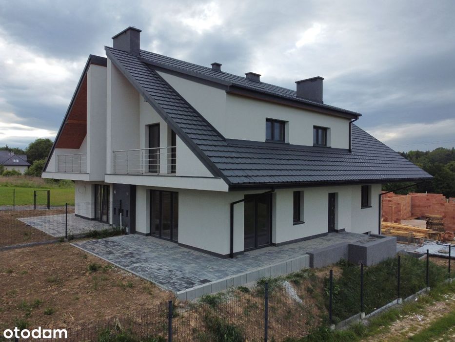 Dom w zabudowie bliźniaczej Rzeszotary