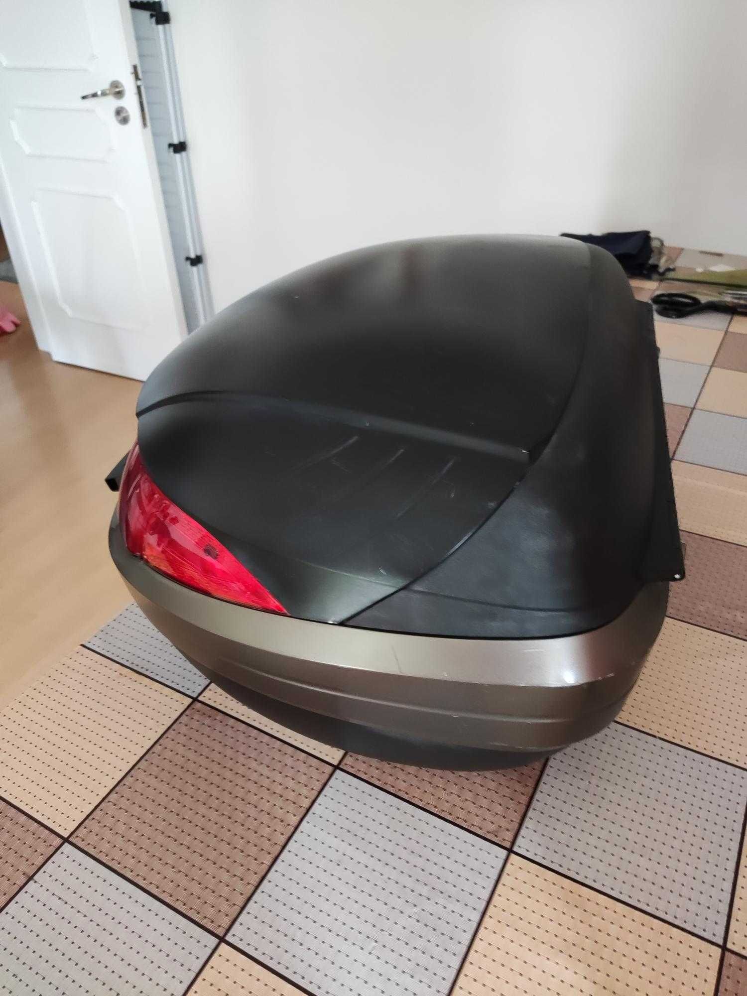 Mala top case Kappa (Givi) 56L 2 capacetes