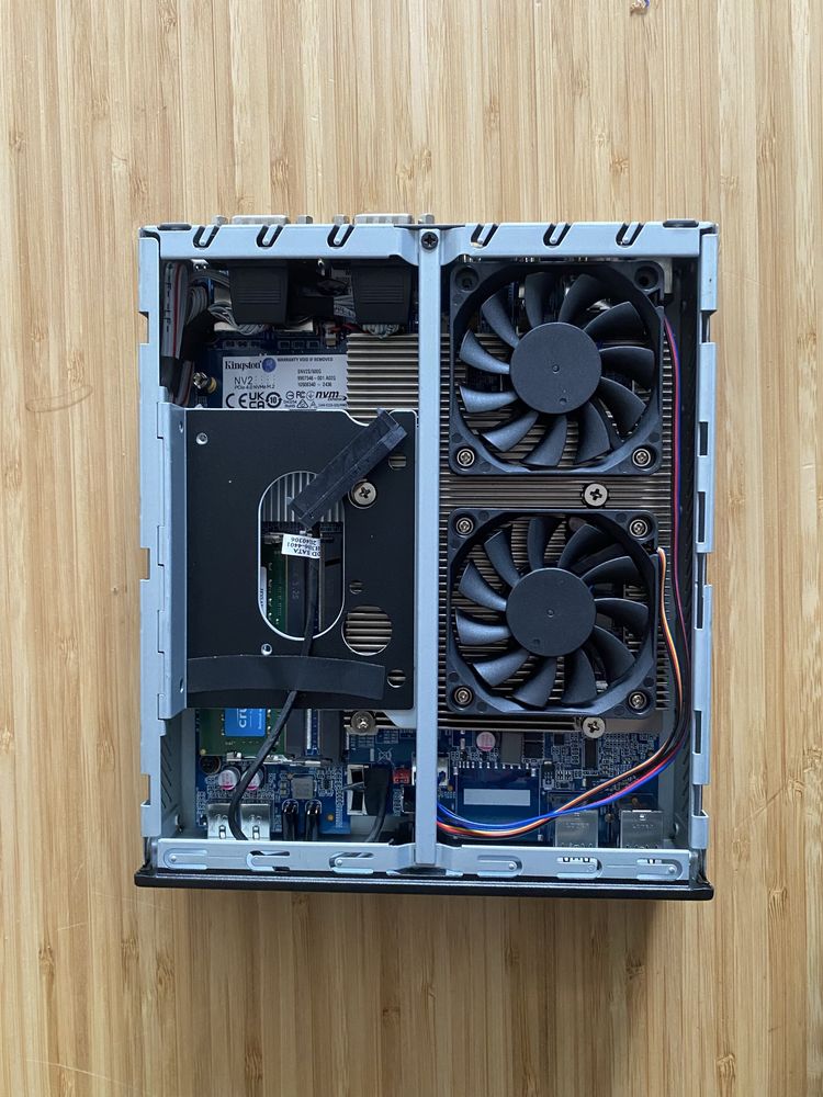 Komputer Intel i7 13700, 16GB RAM, 500GB NVME