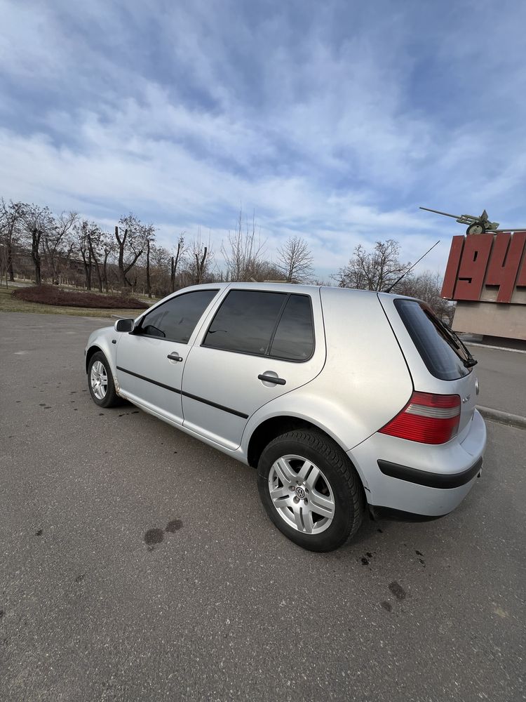 Продам Гольф-4 дизель 1.9 golf  гольф фольцваген volkwagen