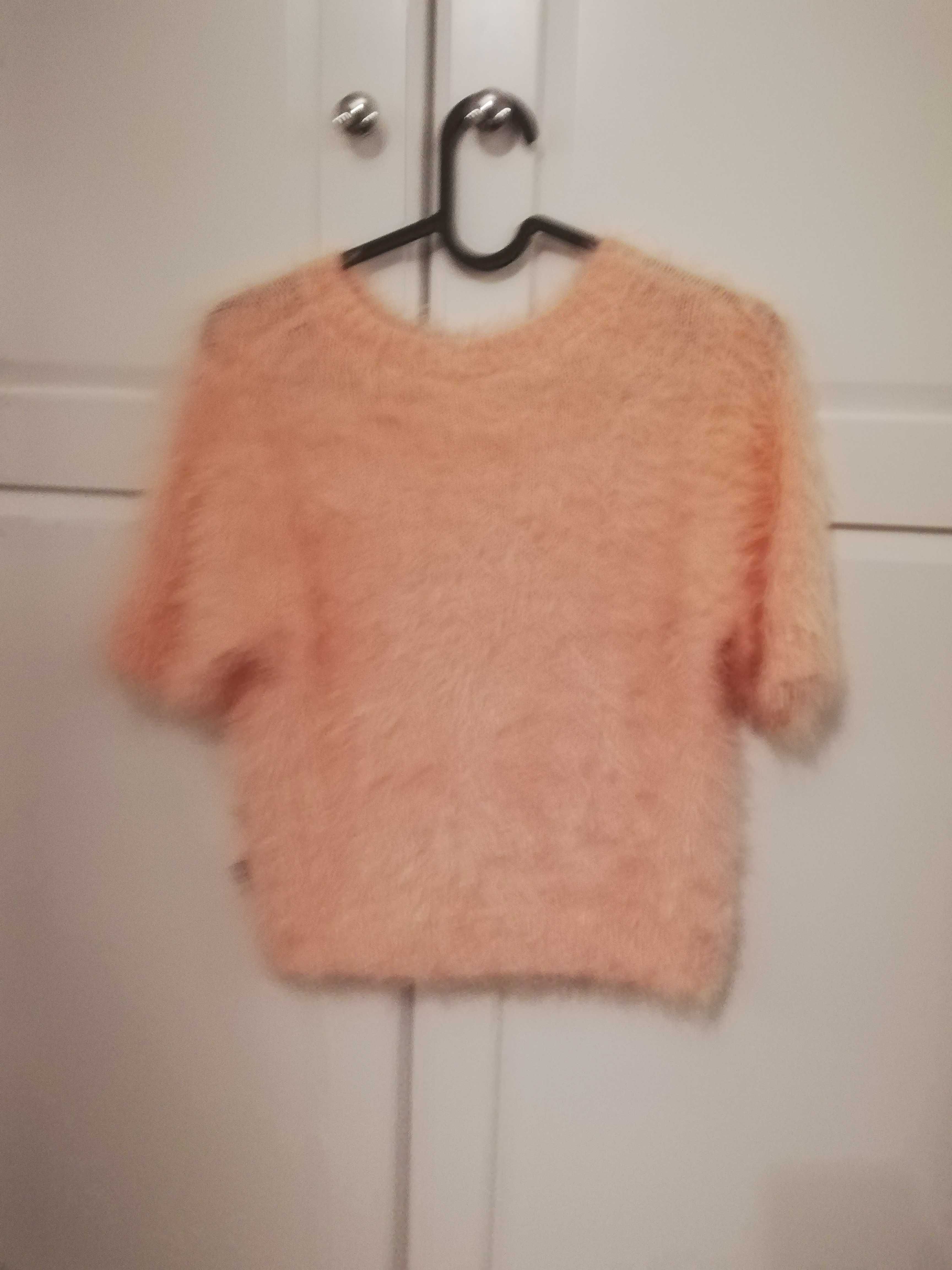 Sweterek z cocodrillo  146