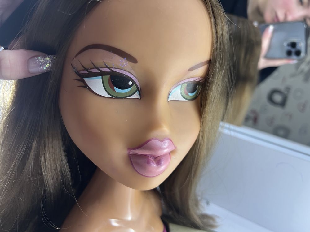 Продам куклу Bratz оригинал