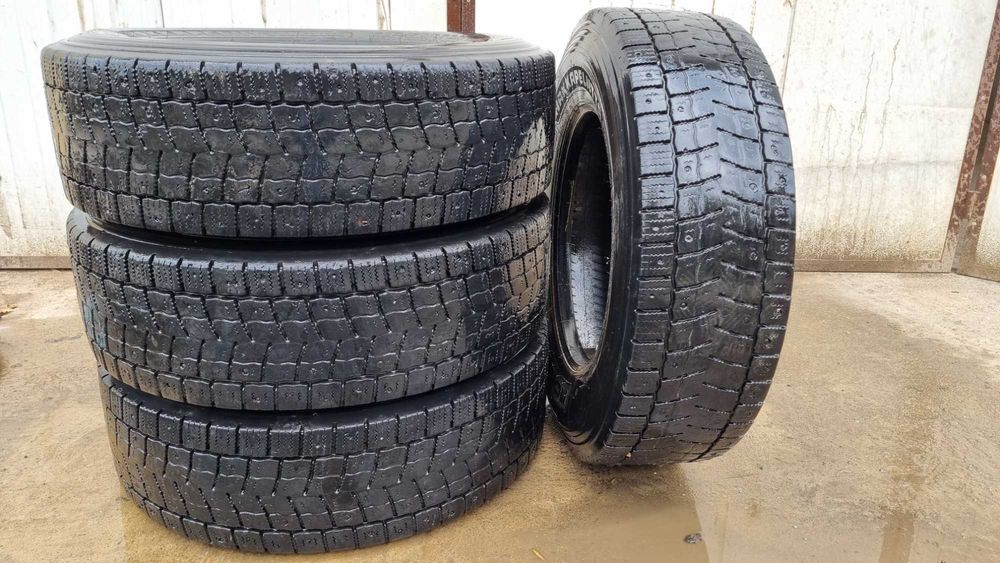 Nokian HAKKAPELIITTA 315/70 R22.5 / dot 3816 / 4 sztuki stan dobry