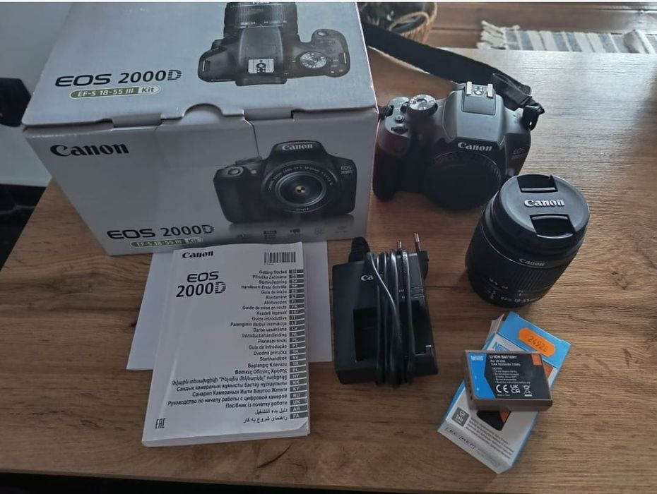 Canon 2000D + Canon 18-55mm