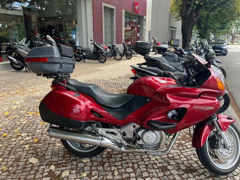 Honda Deauville 650