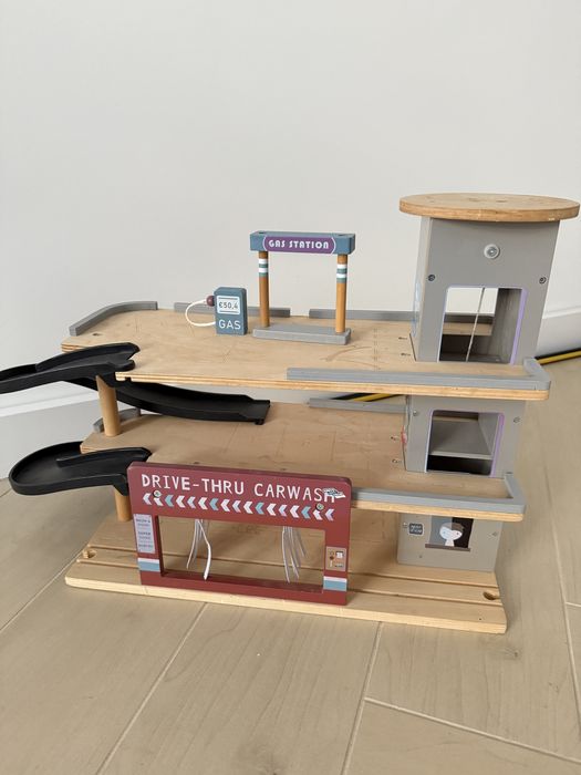 Little Dutch drewniany garaż