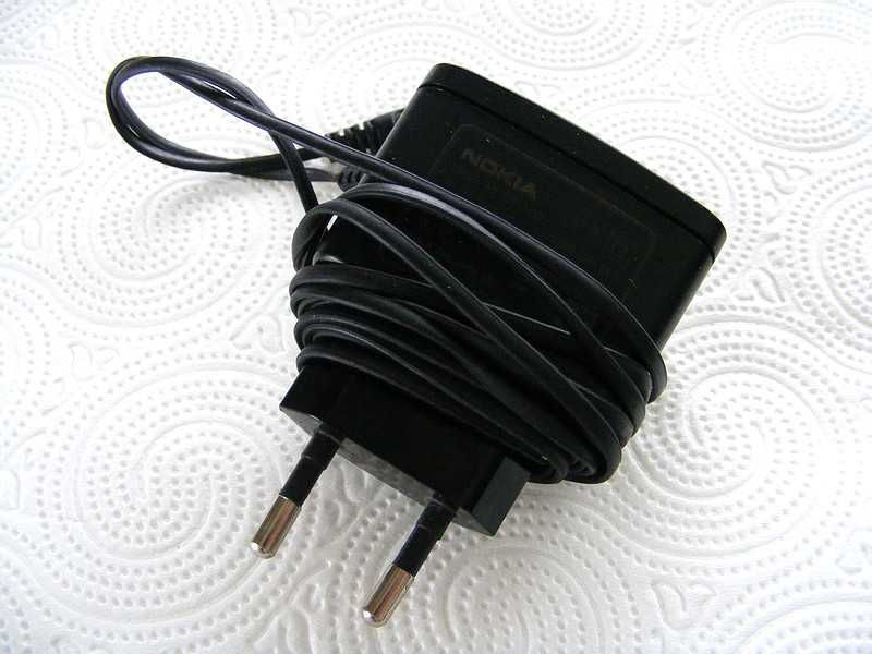 Ładowarka Nokia 8800 Sirocco