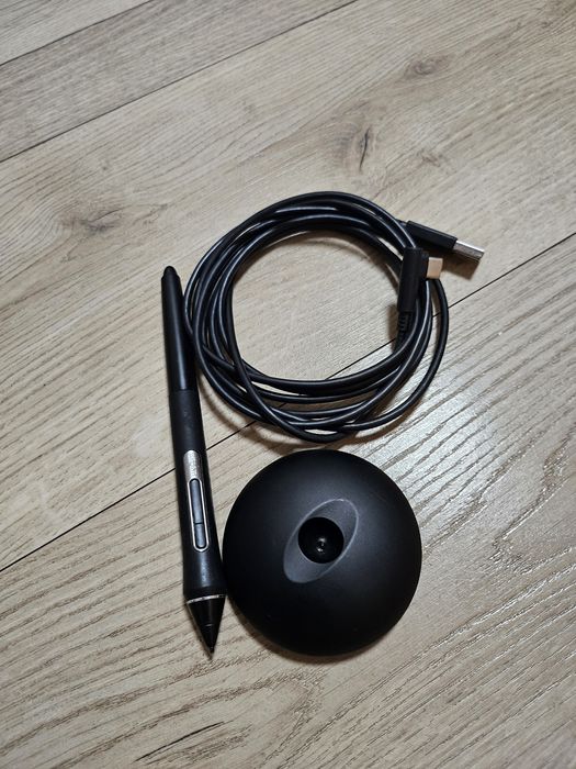 Графічний планшет Wacom Intuos Pro L PTH-860