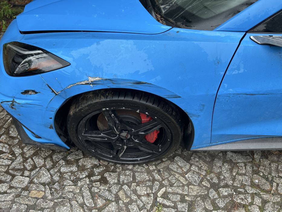 Corvette c8 przedni lewy błotnik przód lewa strona