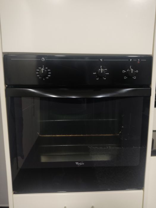 Forno eléctrico encastre Whirlpool