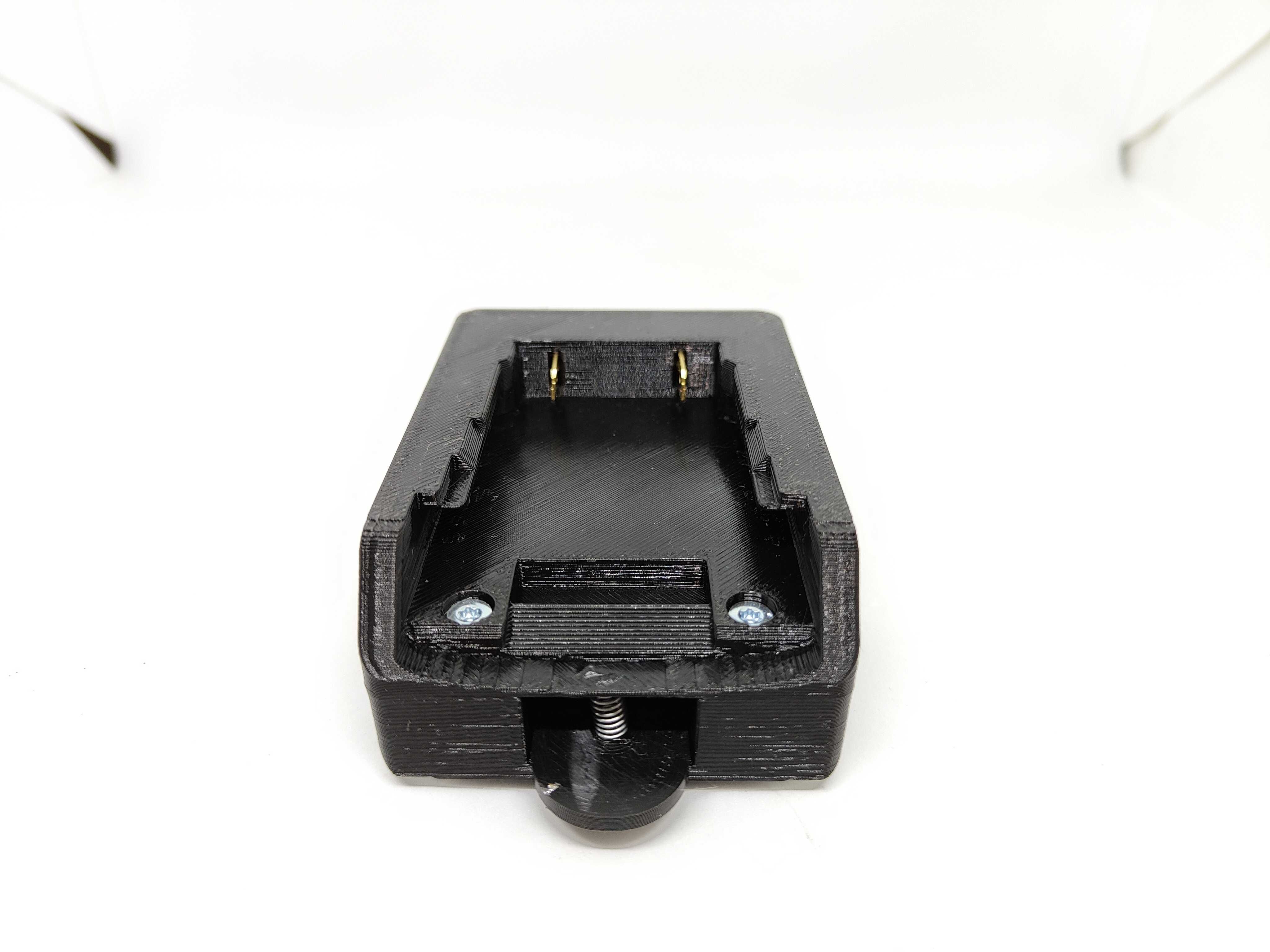 Adapter baterii DeWalt XR 18v do elektronarzędzi Graphite Energy+