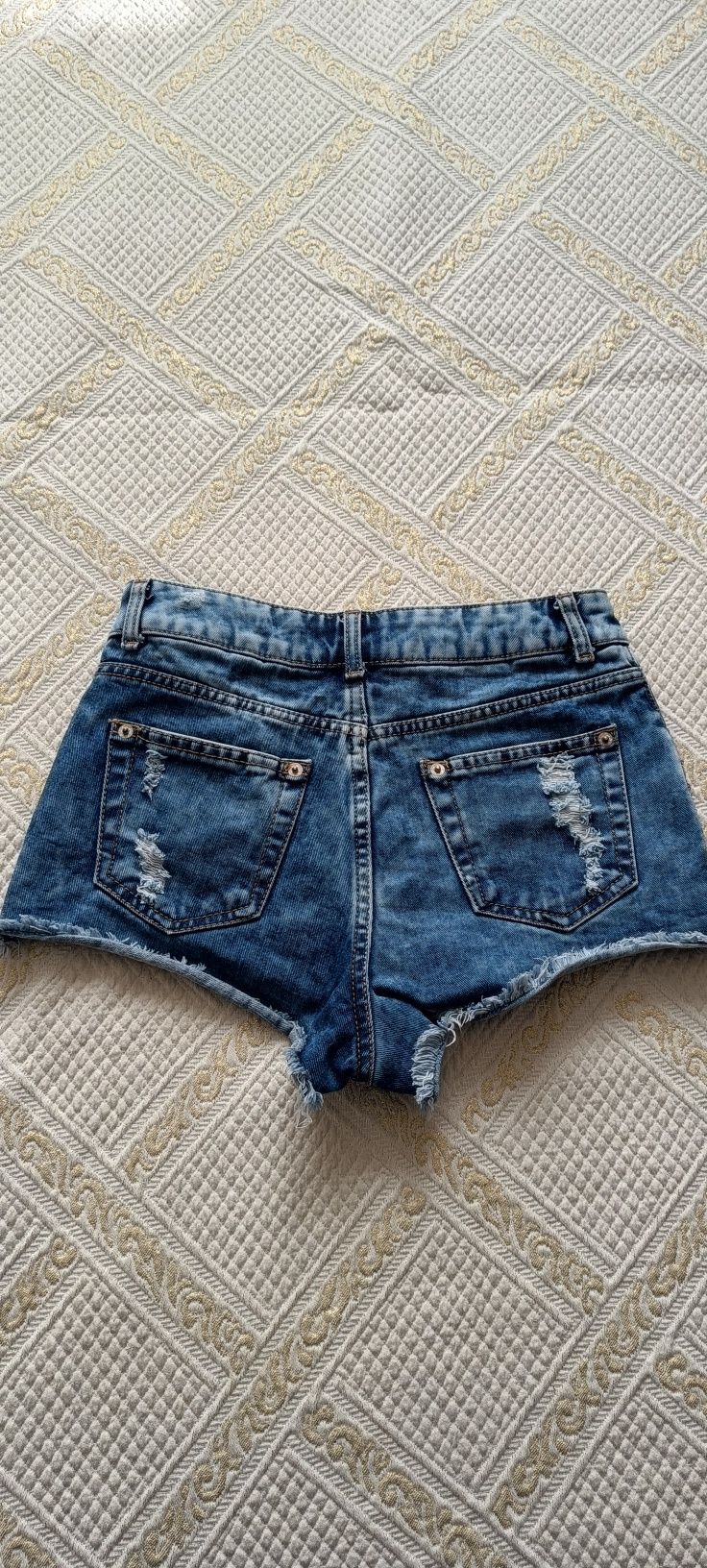 Krótkie spodenki jeans cekiny sexy 34