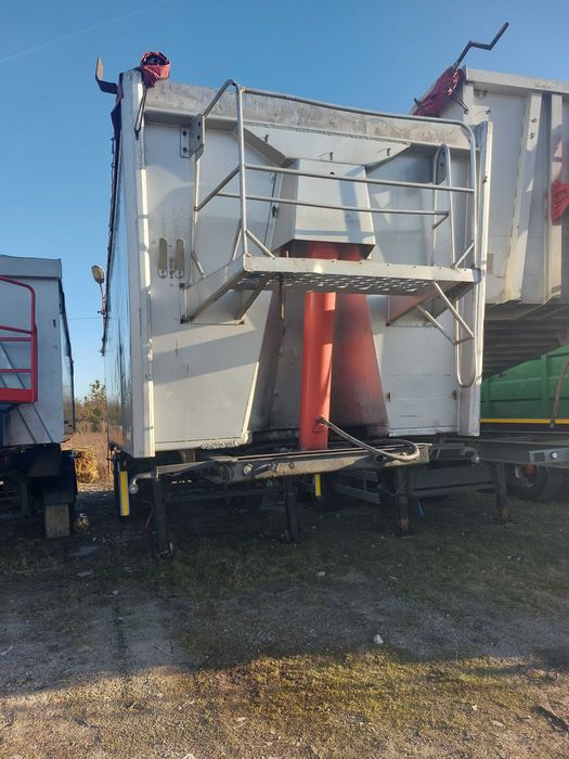 sprzedam naczepę wywrotkę 55 /2 m gotową do pracy