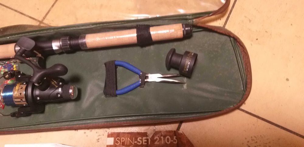 zestaw wędkarski plus siatka na narybek gratis spiningowy nowy, spinni