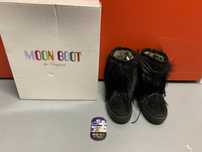 Buty zimowe marki moon boot 36