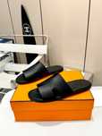 Klapki firmy Hermes
