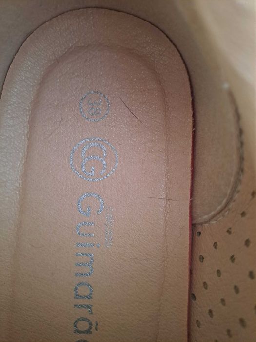 Ténis brancos Guimarães