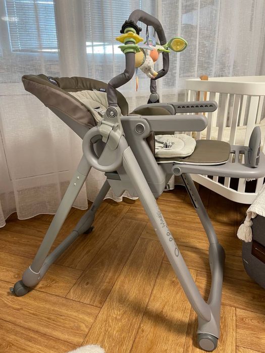 Стілець для годування Chicco Polly magic relax в ідеальному стані