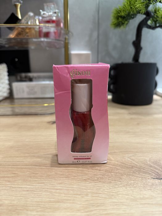 Zestaw olejków do ust Gisou honey watermelon strawberry cherry