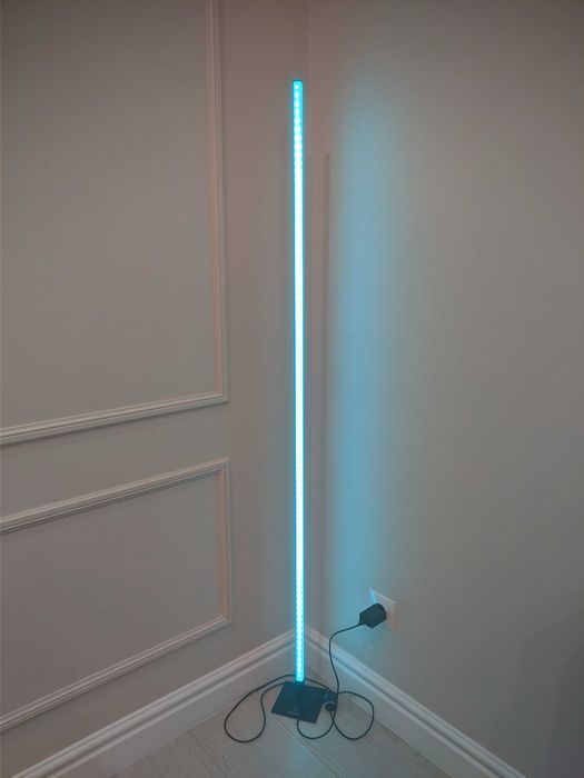 RGB Led лампа INTELLECT Square 150CМ
