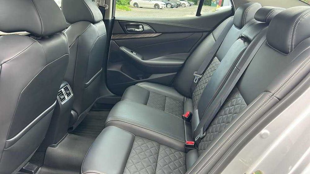 Nissan Maxima Platinum      2017