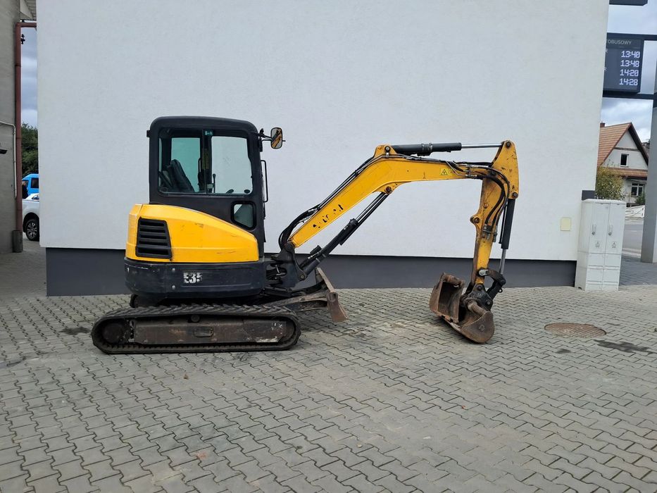Bobcat E 35 * 3 łyżki * waga 3500 kg 3.5T *szybkozłącze * dodatkowe linie hydrauliczne * 2016r KUBOTA silnik 24.4KW * zero obrys * 3120 mtg * KOPARKA JCB YANMAR CAT  BOBCAT E35 3.5t 2016r KUBOTA u36 JCB 8035 YANMAR minikoparka vio 33