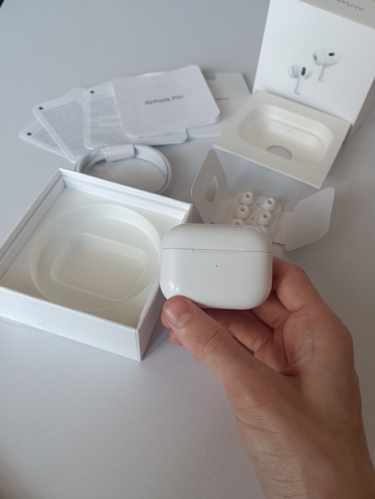 AirPods Pro 2 1в1 Type-C — FULL Luxe + Чехол