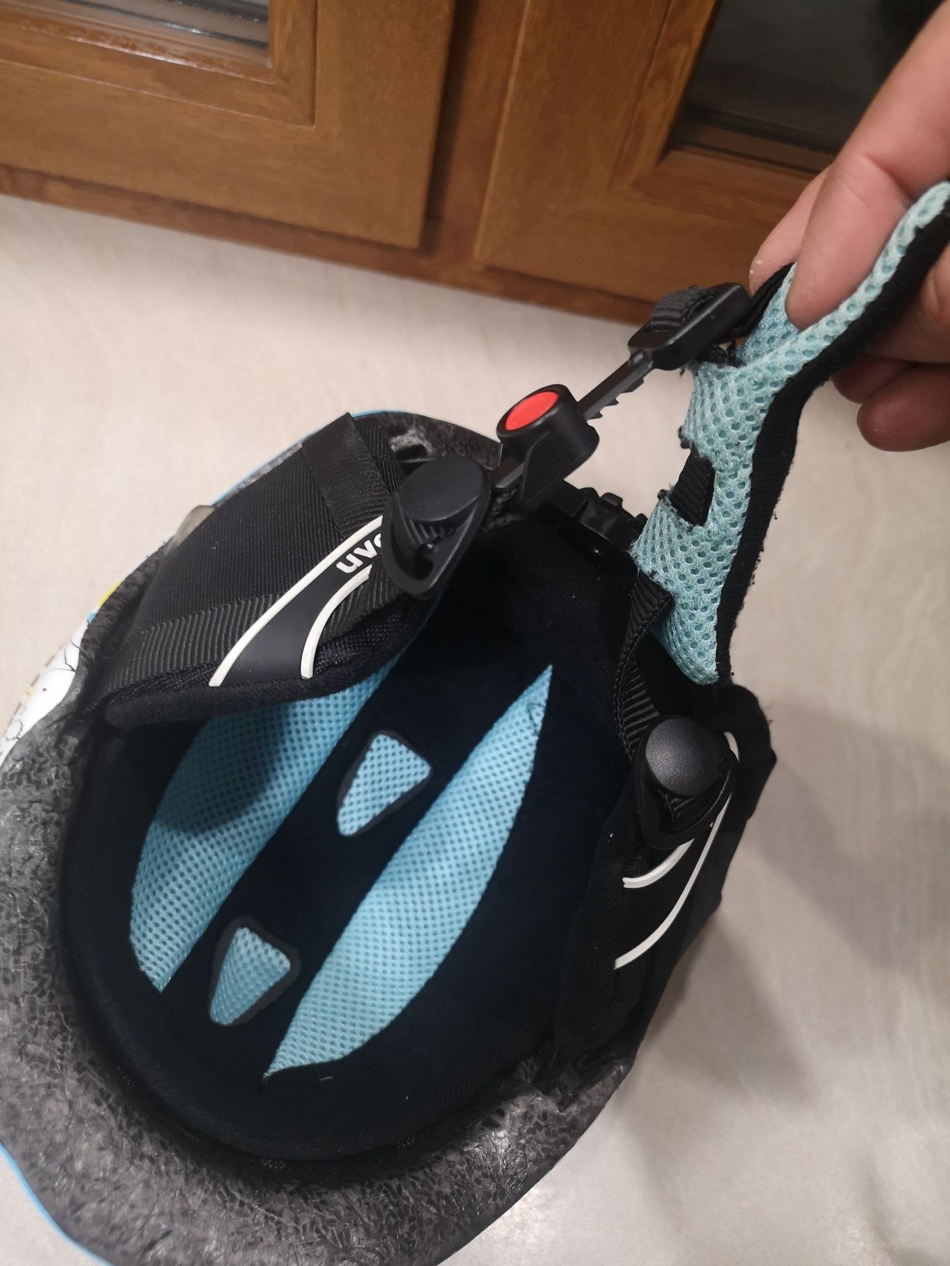 Kask narciarski dziecięcy Uvex 52cm - 54cm XXS-XS