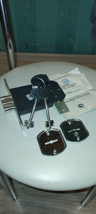 Сейфовий замок з тягами Меттем ЗВ8.852.1.0