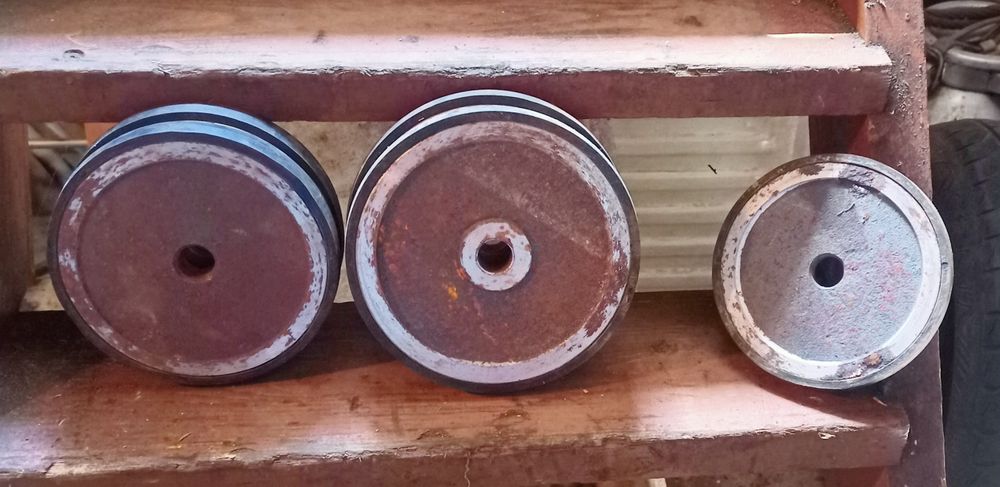 Продаю гантели 10 кг и блины